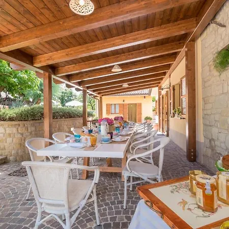 Le Fontanelle 15, Emma Villas SantʼIppolito